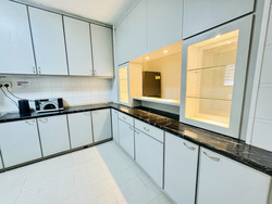 Ridgewood (D10), Condominium #596235411